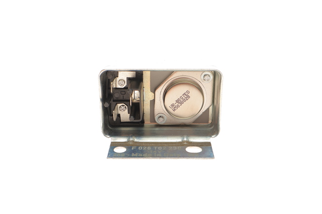 Реле зарядки генератора Bosch F026T02230 ціна, від 13.45 USD