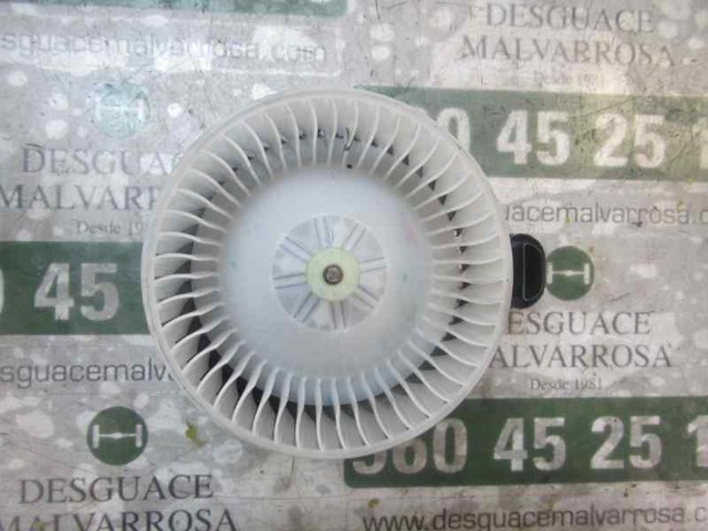 Купити 2727008105 Toyota Електродвигуни (електродвигун обігрівача) або розетка причепа штепсельная