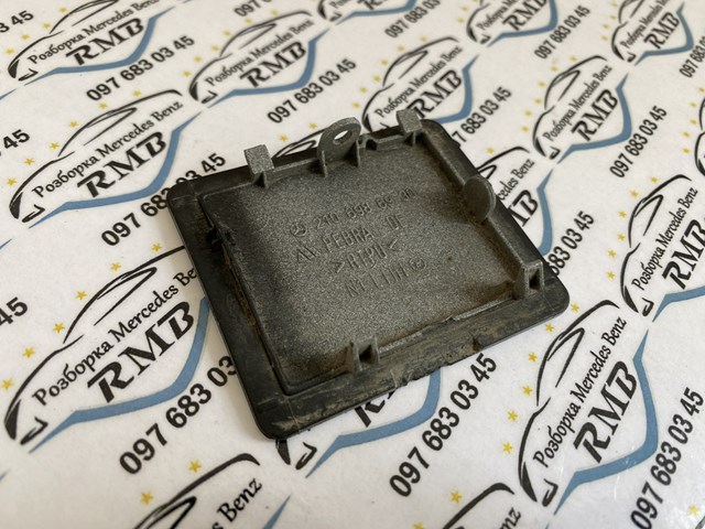 Заглушка отвору під домкрат/заглушка порогу A21069869309999 Mercedes