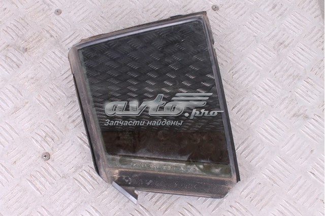 Скло-кватирка двері, задній, правій GHK172661D Mazda