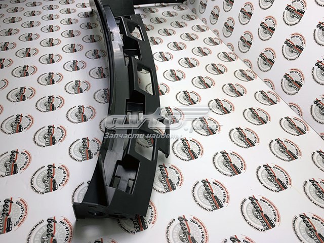 Кронштейн бампера заднього, правий Mercedes A1678857406
