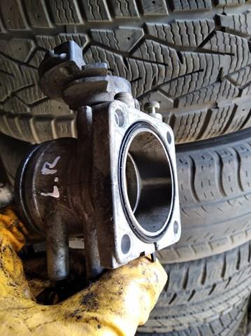 Дросільна заслінка MHB000080 Land Rover