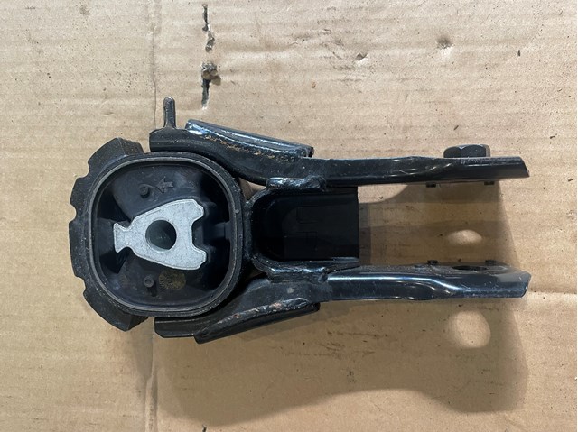  KN3L39040 Mazda