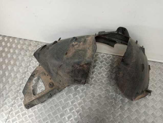 Підкрилки передні праві FPS FP5426388