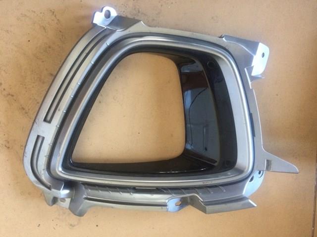 Оправа туманки Hyundai/Kia 86525C5040