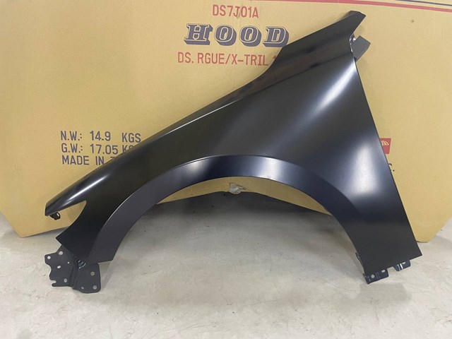 BCJH52210 Mazda Переднє ліве крило