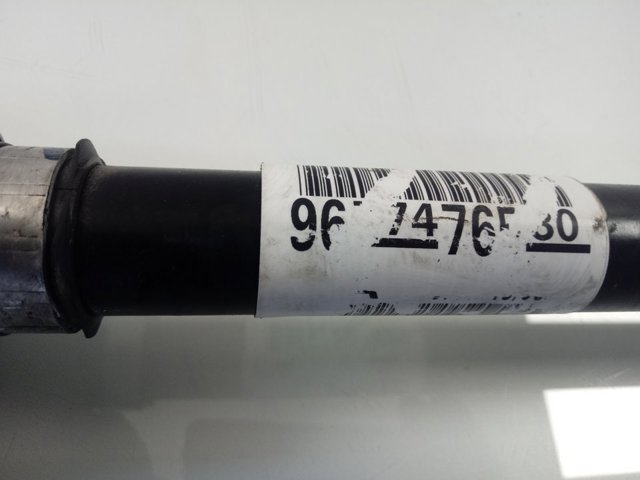 Піввісь передня ліва Peugeot/Citroen 9677209780