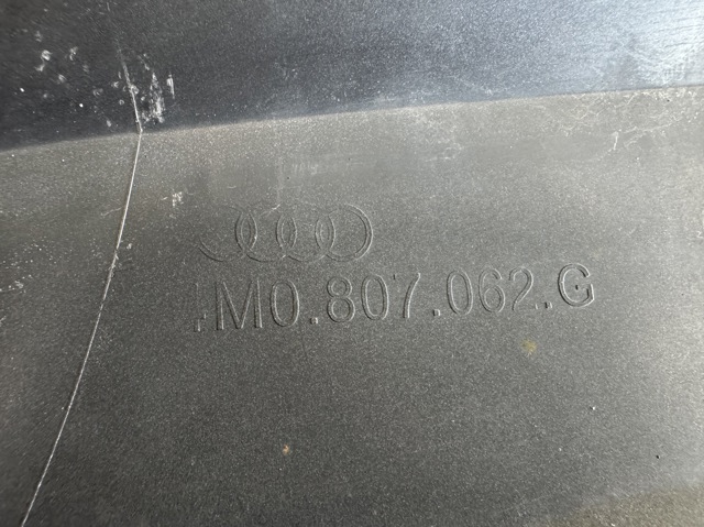  VAG 4M0807062G