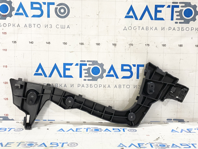 Кронштейн бампера заднього, правий FPS FP2819968 ціна, від 4.99 USD