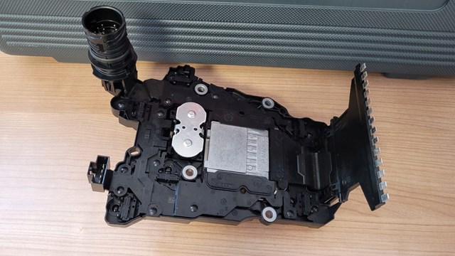 Модуль (ЕБУ) АКПП електронний 0GC927711H VAG