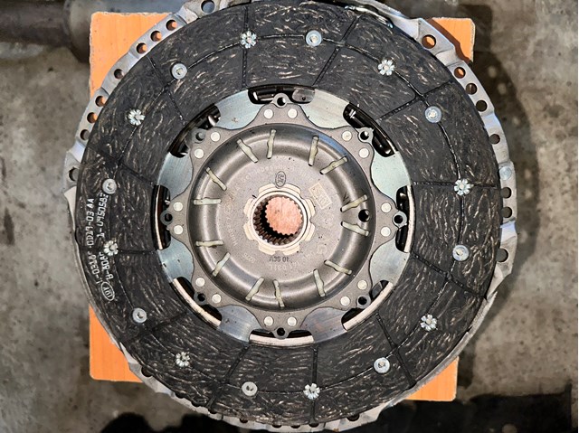 Зчеплення VAG 04L141031L ціна, від 102.71 USD