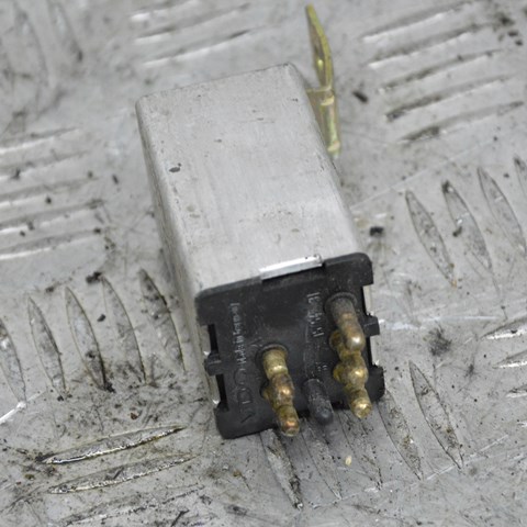 Купити A1078200110 Mercedes 