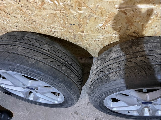 Купити DS7Z1007N Ford 