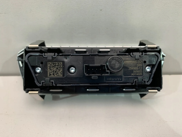 Купити 61315A71546 BMW 