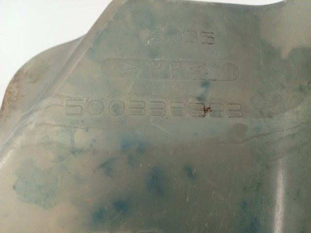 Бачок омивача 500336393 Iveco