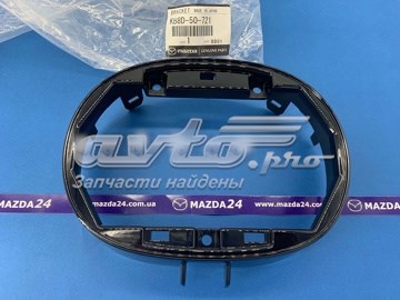 Купити KB8D50721 Mazda Кронштейн емблеми решітки радіатора