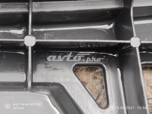 Купити 620364127R Renault (RVI) Буфер бампера переднього