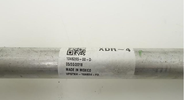  Tesla 104626500D ціна, від 76.02 USD