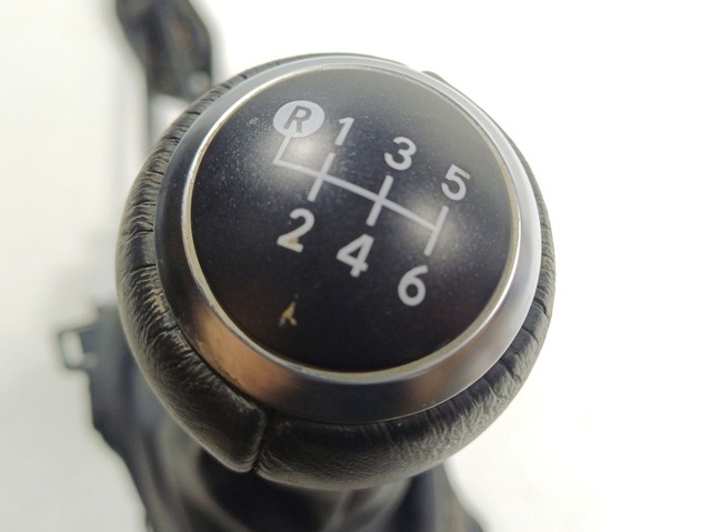 3353002360 Toyota Куліса КПП