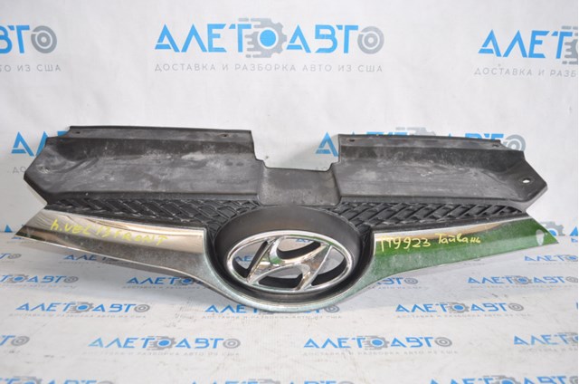 Решітка радіатора 863502V100 Hyundai/Kia