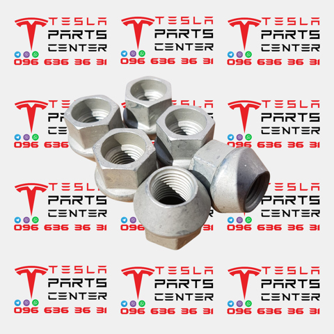 102700200B Tesla Гайка колеса