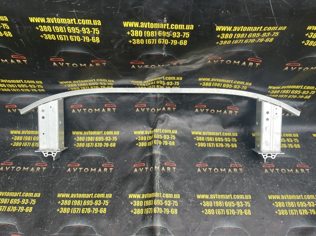 Підсилювач бампера переднього 31476358 Volvo