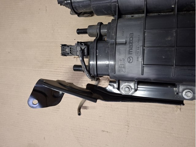  Mazda PEES1396Z ціна, від 126.69 USD