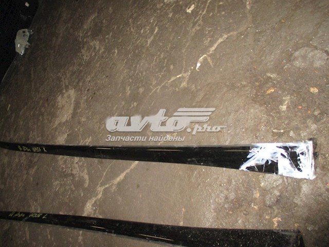 738523JA5A Nissan/Infiniti Автомобільний рейлінг на дах правий