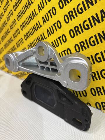Ліва подушка двигуна Mazda BDGH39070 ціна, від 107.69 USD