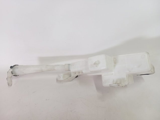 Купити 289106UA0A Nissan/Infiniti Бачок омивайки
