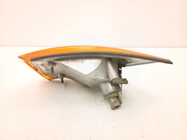 Вказівник повороту правий 500320425 Iveco