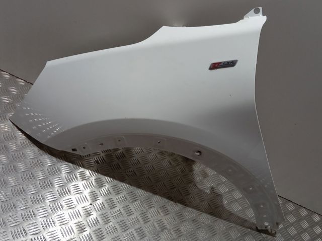 Купити 2405126 Ford Крило переднє ліве
