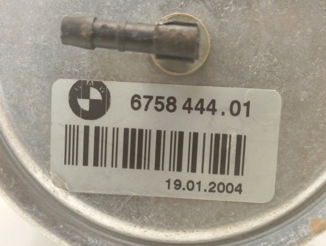  BMW 675844401