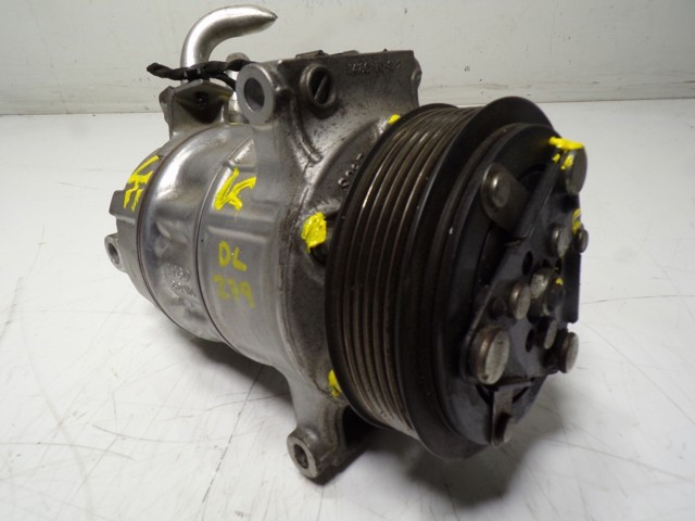 Компресор кондиціонера 926002410R Renault (RVI)