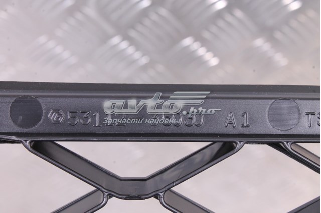  Решітка переднього бампера Toyota Fj Cruiser 