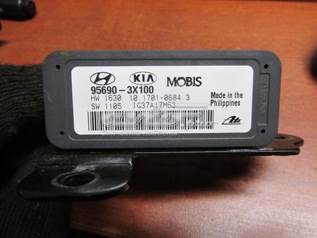 956903X100 Hyundai/Kia 