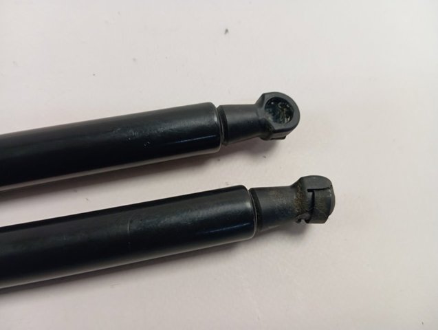 9813177780 Peugeot/Citroen Амортизатор кришки багажника / двері 3/5-ї задньої