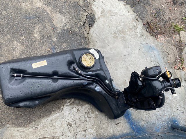 Б/бак VAG 8A0201085 ціна, від 19.00 USD