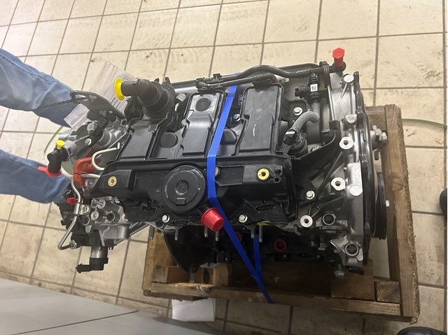  8201604715 Renault (RVI)