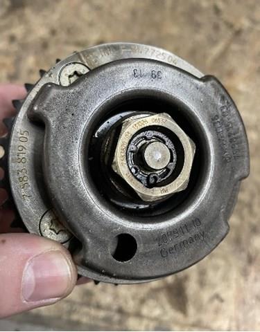  758381905 BMW