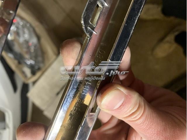 Накладка (рамка) решітки радіатора AND 30807939 ціна, від 51.97 USD