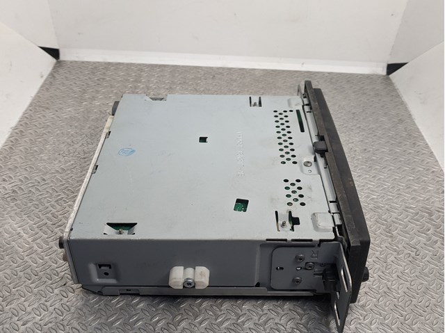 Магнітола (радіо AM/FM) Renault (RVI) 281155093R ціна, від 69.68 USD