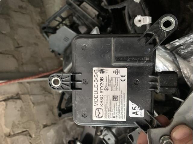 KB8C67Y30B Mazda датчик контролю мертвої зони, задній - купити онлайн в ...