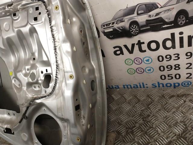  Двері задні, ліві Toyota Avensis 