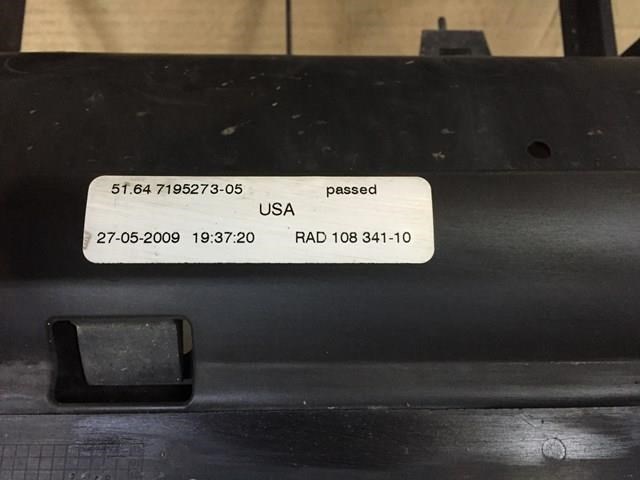 51747195273 BMW супорт радіатора в зборі/монтажна панель кріплення фар
