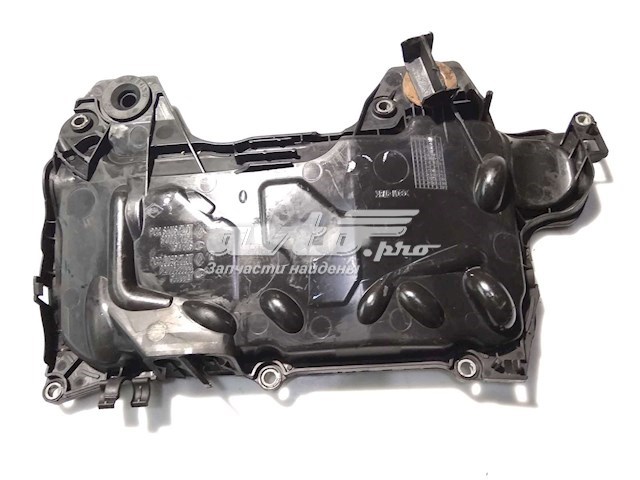 Купити 8200672464 Renault (RVI) Кришка двигуна декоративна