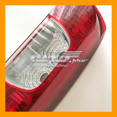 Купити 3085881E Polcar Задня права фара