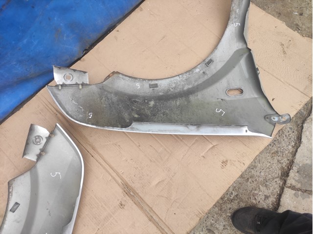 Ліве переднє крило Ford 1215630 ціна, від 120.35 USD