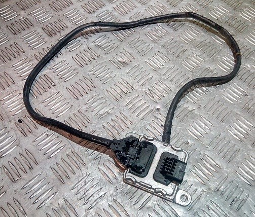 A0009052012 Mercedes 