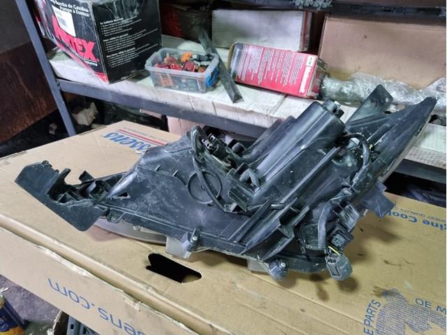 Основна фара - вставка Mazda BHN151030 ціна, від 101.33 USD
